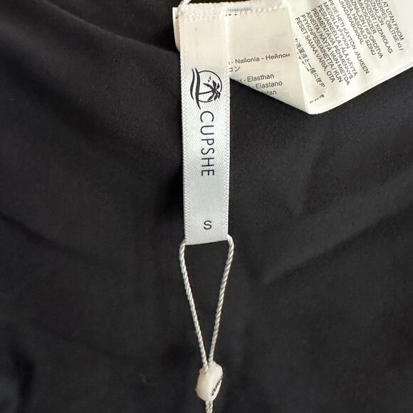 Cupshe Salmon & Black One-piece Swim Suit, Small - Picture 2 of 4